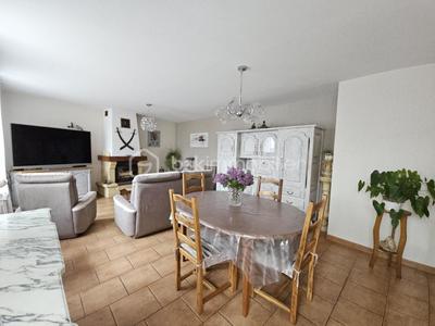 Maison - 160 m² - 7 pièces