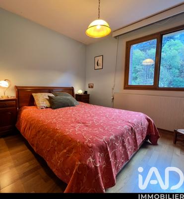 Appartement - 100 m² - 5 pièces