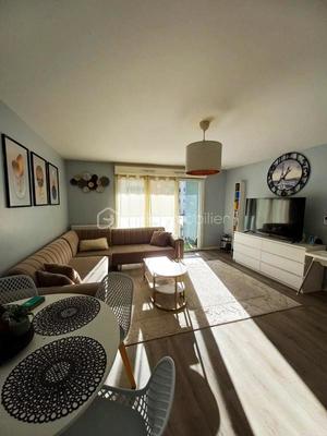 Appartement - 64 m² - 3 pièces