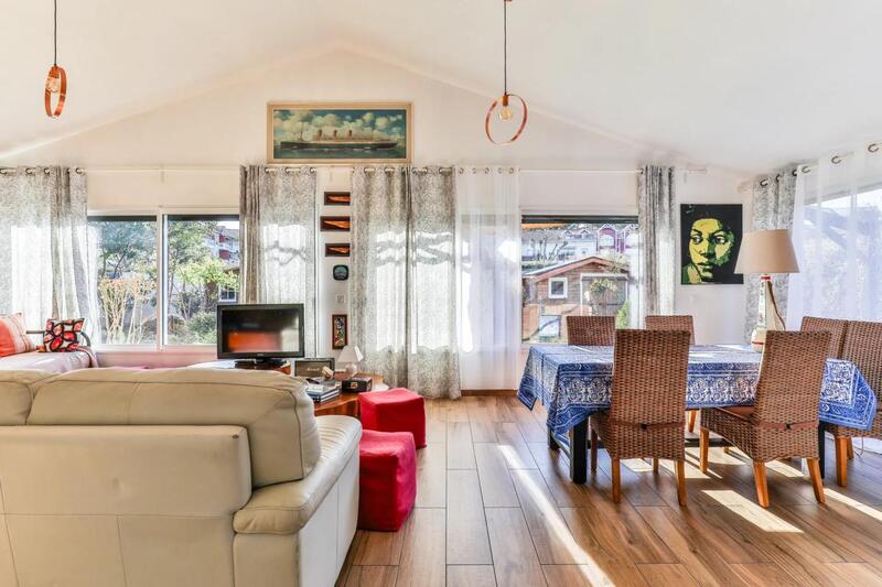 Maison - 144 m² - 6 pièces