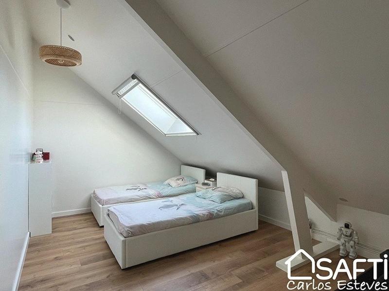 Maison - 164 m² - 7 pièces