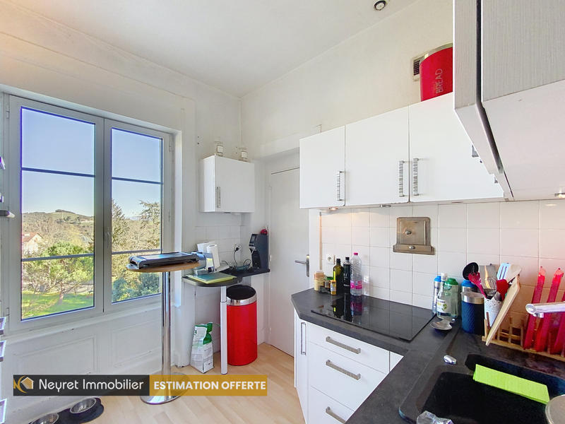 Maison - 320 m² - 10 pièces