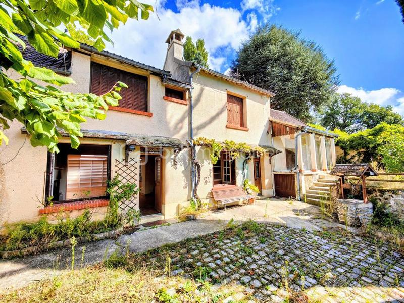 Maison de campagne - 200 m² - 8 pièces