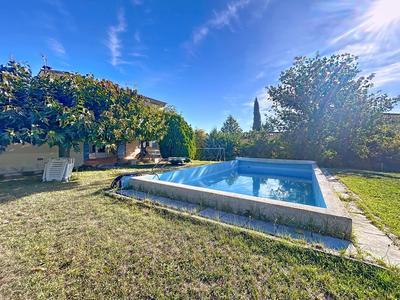 Maison traditionnelle - 150 m² - 5 pièces