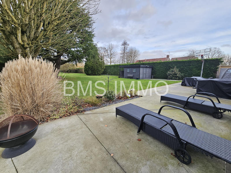 Maison - 268 m² - 10 pièces