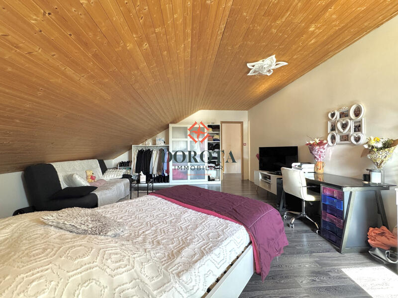 Maison - 160 m² - 6 pièces