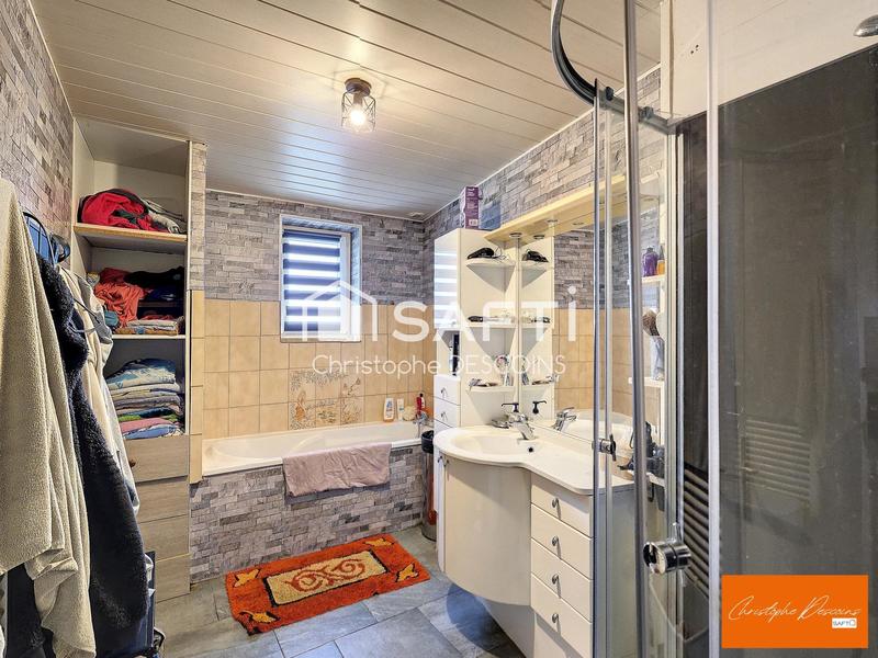 Maison - 115 m² - 8 pièces