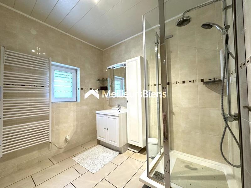 Maison - 197 m² - 8 pièces