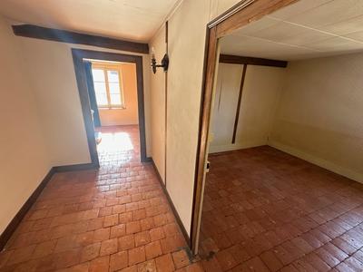 Maison - 90 m² - 3 pièces