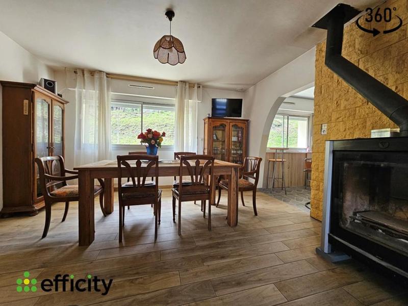 Maison - 111 m² - 5 pièces