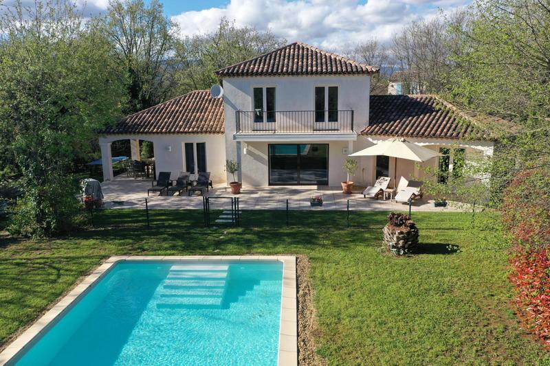 Villa - 193 m² - 5 pièces