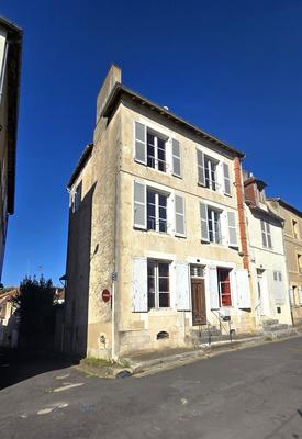 Maison - 130 m² - 4 pièces