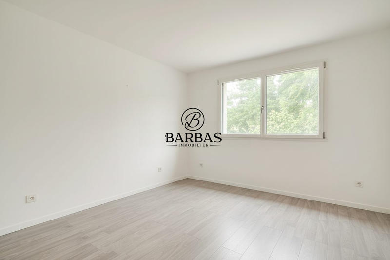 Duplex - 302 m² - 10 pièces