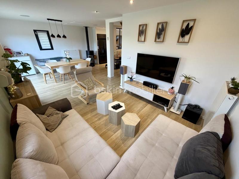 Maison - 103 m² - 5 pièces