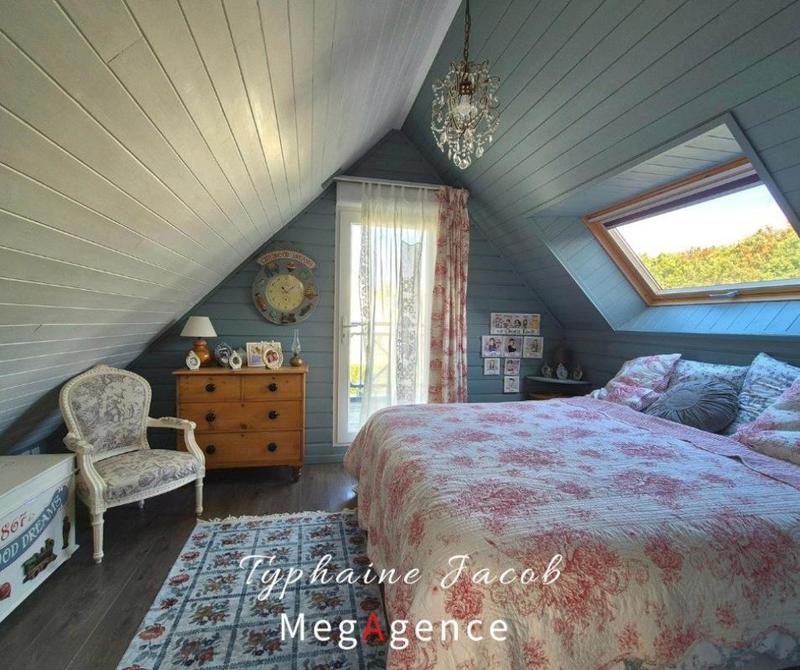 Maison - 173 m² - 9 pièces