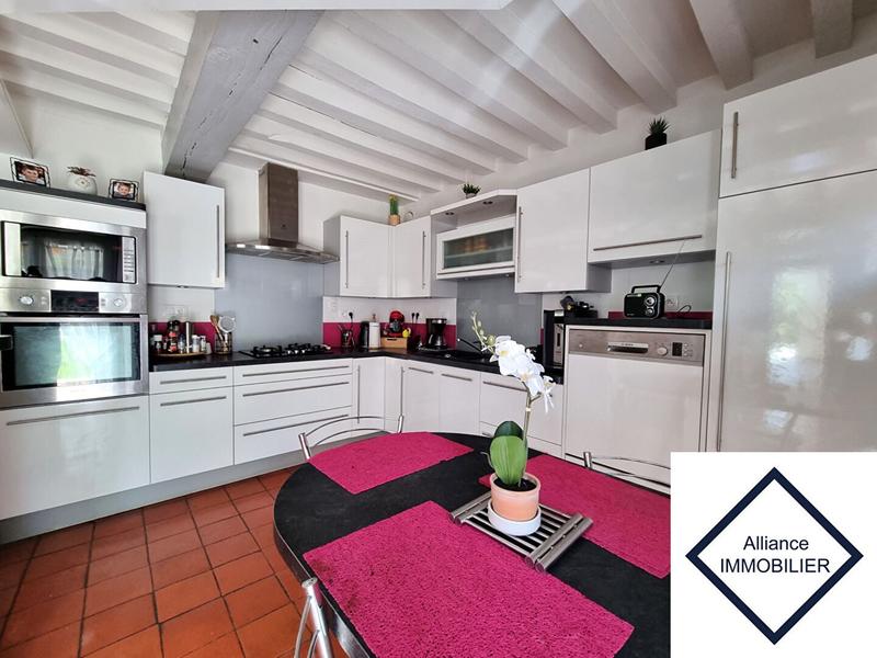 Maison - 196 m² - 7 pièces