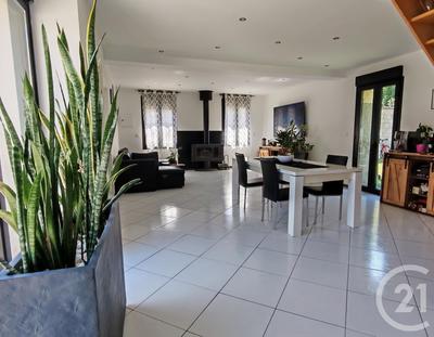 Maison - 160 m² - 5 pièces