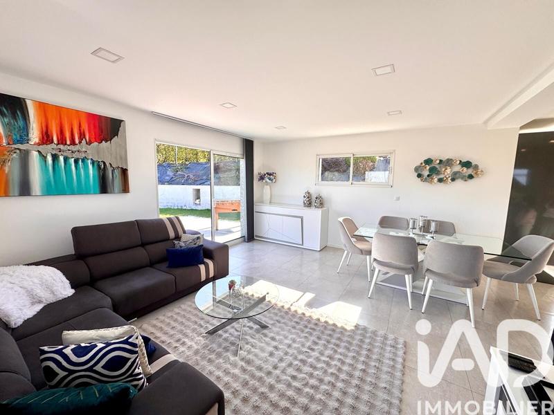 Maison - 136 m² - 5 pièces