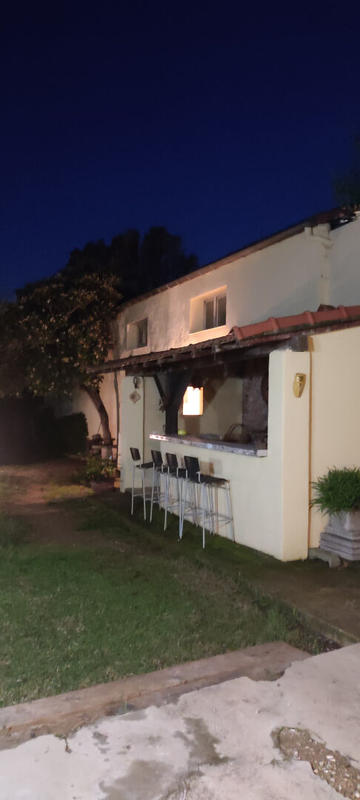 Maison - 330 m² - 13 pièces