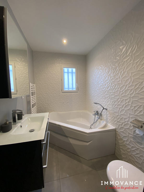 Maison - 86 m² - 4 pièces