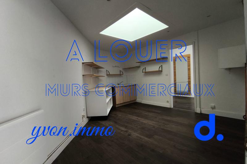 Local commercial - 73 m² - 3 pièces