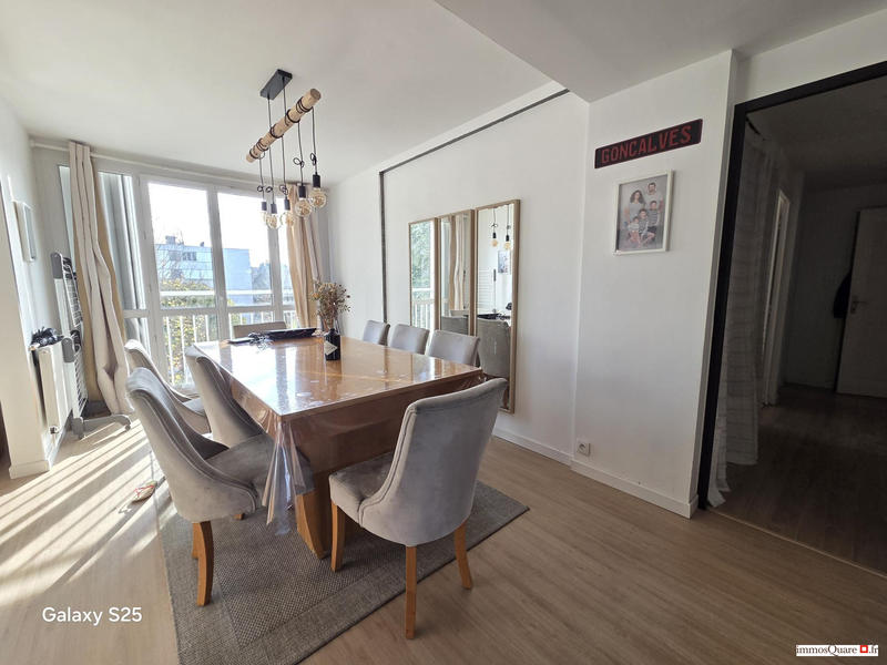 Appartement - 82 m² - 4 pièces