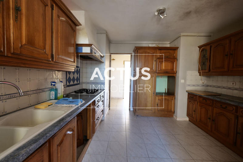 Appartement - 117 m² - 6 pièces