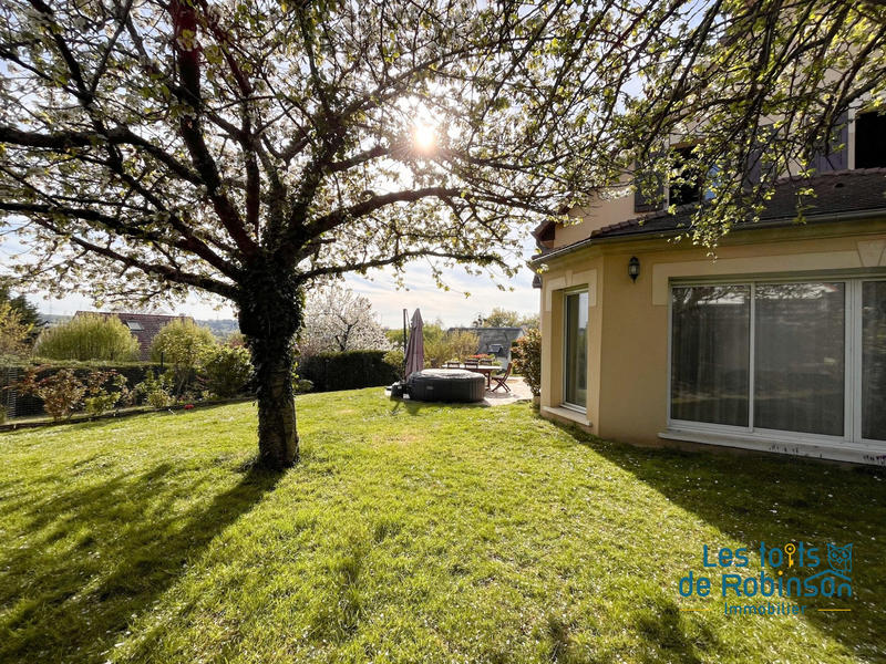 Maison - 184 m² - 7 pièces