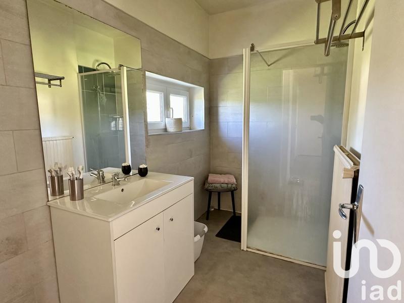 Maison - 202 m² - 9 pièces