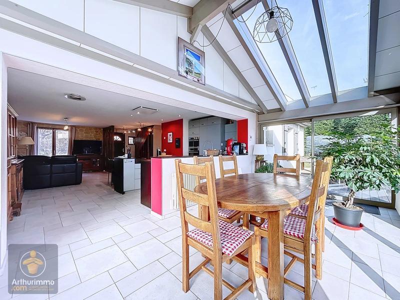 Maison - 134 m² - 7 pièces