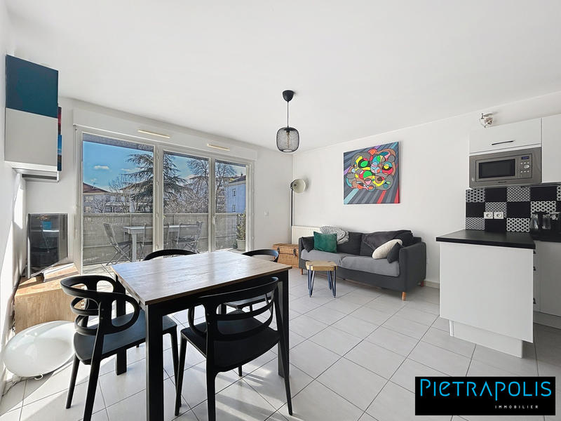 Appartement - 58 m² - 3 pièces