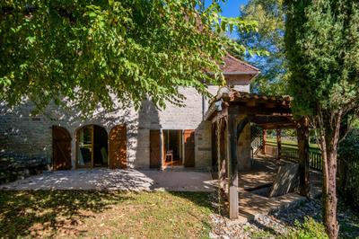 Propriété - 124 m² - 5 pièces