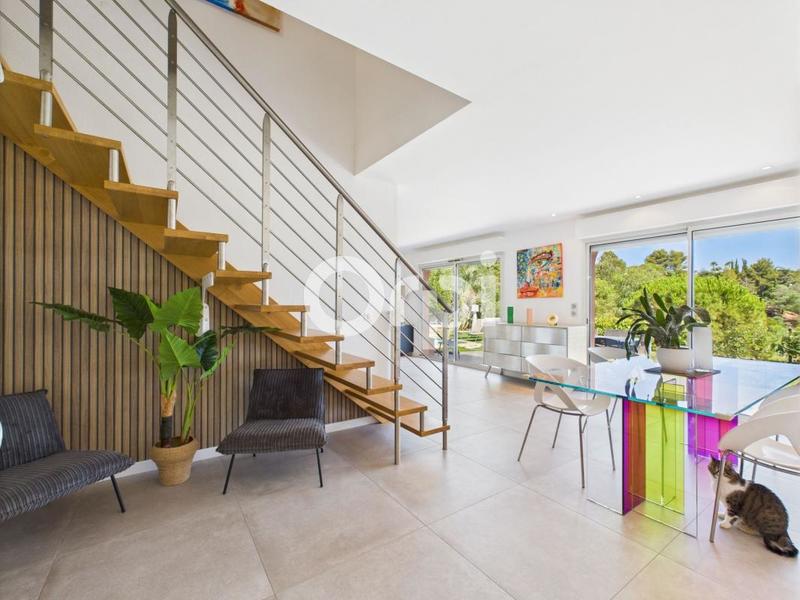 Villa - 141 m² - 5 pièces