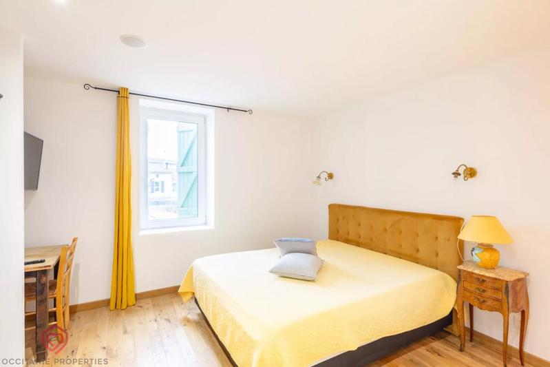 Appartement - 305 m² - 11 pièces