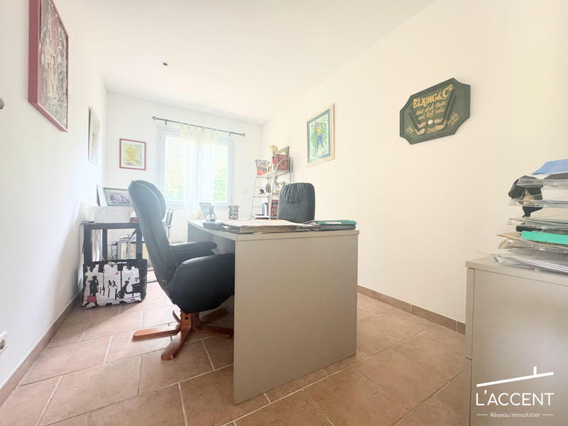 Maison - 143 m² - 4 pièces