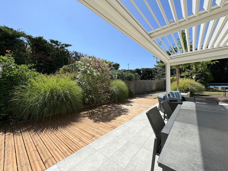 Maison - 172 m² - 8 pièces