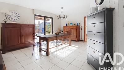 Maison - 125 m² - 5 pièces