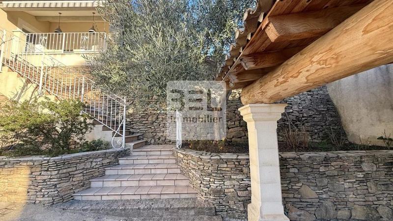 Villa - 171 m² - 6 pièces