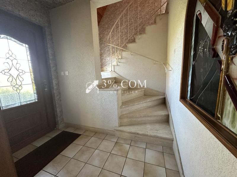 Maison - 200 m² - 8 pièces