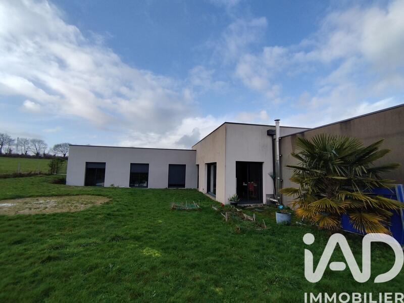 Maison - 195 m² - 7 pièces