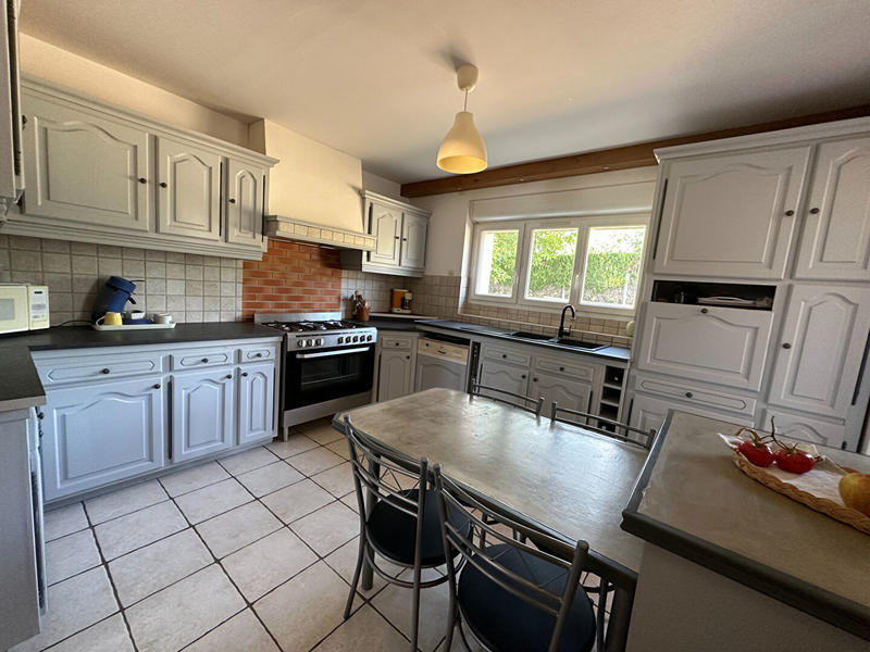 Corps de ferme - 243 m² - 9 pièces