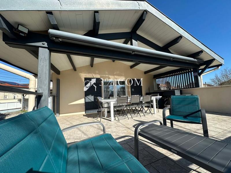 Maison de village - 160 m² - 8 pièces