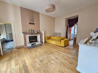 Maison - 200 m² - 9 pièces