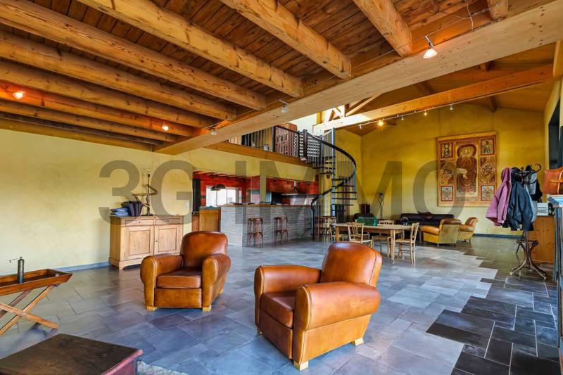 Ferme - 520 m² - 9 pièces