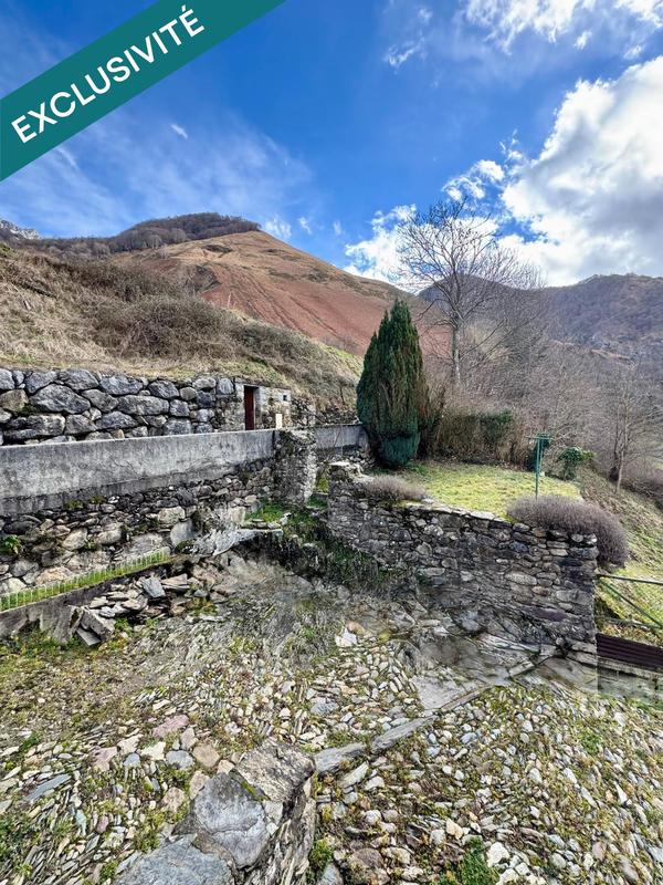 Maison - 180 m² - 9 pièces