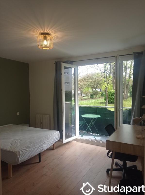 Chambre - 11 m² - 1 pièce