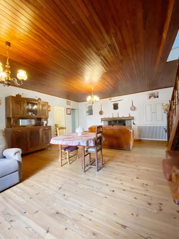 Maison de village - 128 m² - 6 pièces