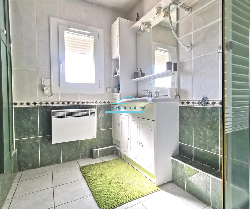 Villa - 80 m² - 4 pièces