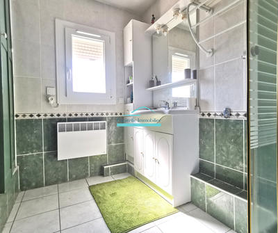 Villa - 80 m² - 4 pièces