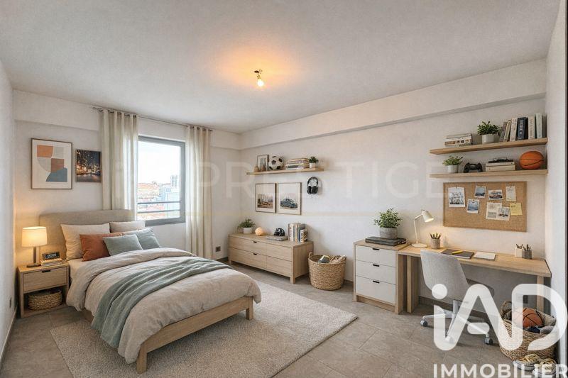 Duplex - 215 m² - 6 pièces